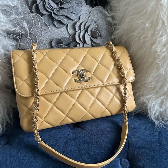 Chanel Yellow Quilted Lambskin Leather Classic Medium Double  CHANEL Lambskin Quilted Medium Trendy Flap Light Yellow dustbag box
